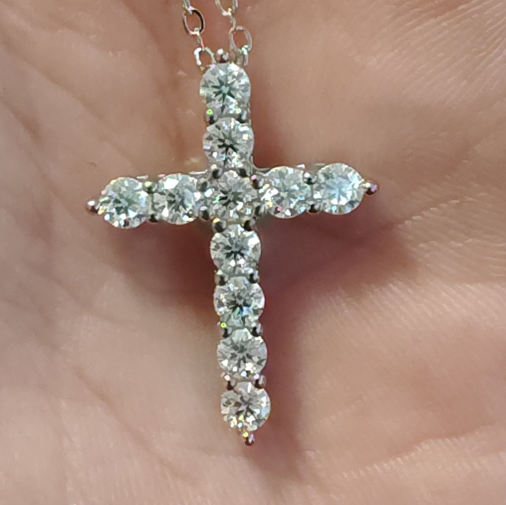 1 Carat Total VVS1 D Moissanite Cross. 3mm Thick. 24mm Long. 925 Solid Silver.